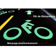 Peinture phosphorescente pour routes et pistes cyclables