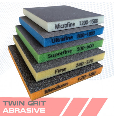 Éponges abrasives en mousse double face TWIN GRIT – 5 niveaux de grains pour le ponçage de précision