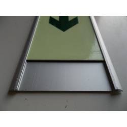 Bande phosphorescente murale