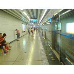 Adhésif phosphorescent directionnel rond 