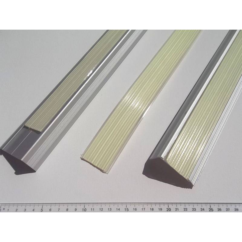 Nez de Marche photoluminescent en aluminium 1m