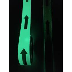 Bande phosphorescente adhésive haute intensité pour guidage LLL