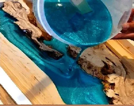 Résines et pigments pour table époxy phosphorescente